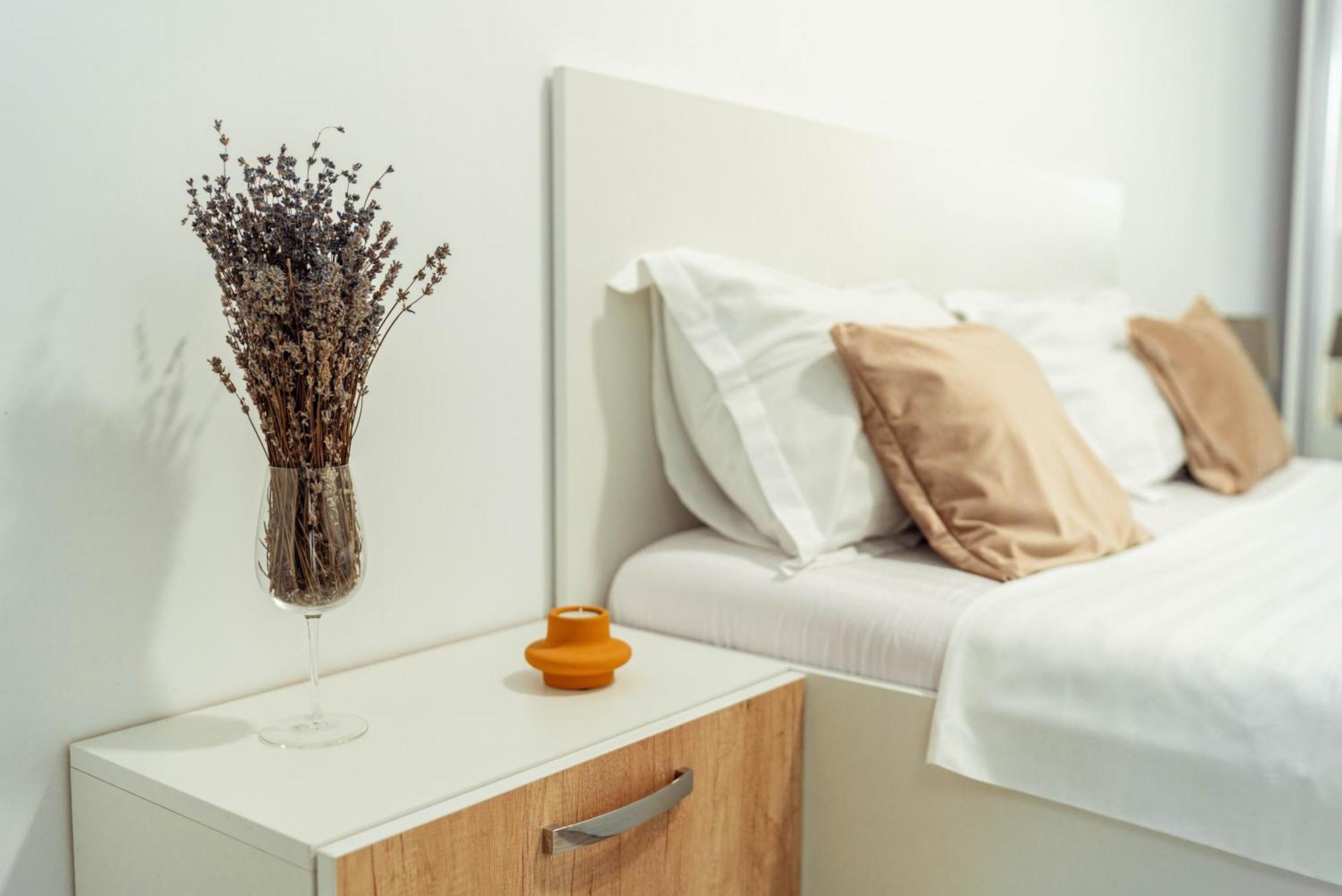 Cozy Apartments - One Residence Яш Екстериор снимка